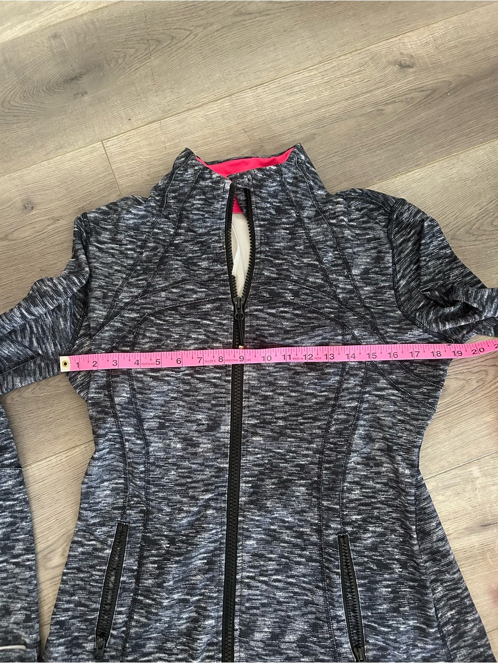 Lululemon Define Jacket - Picture 4 of 4